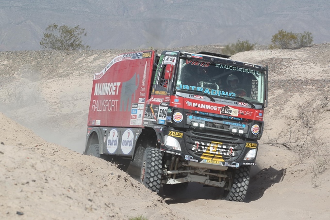 Dakar Rally sluit eerste week kalm af: "Geen zak aan"